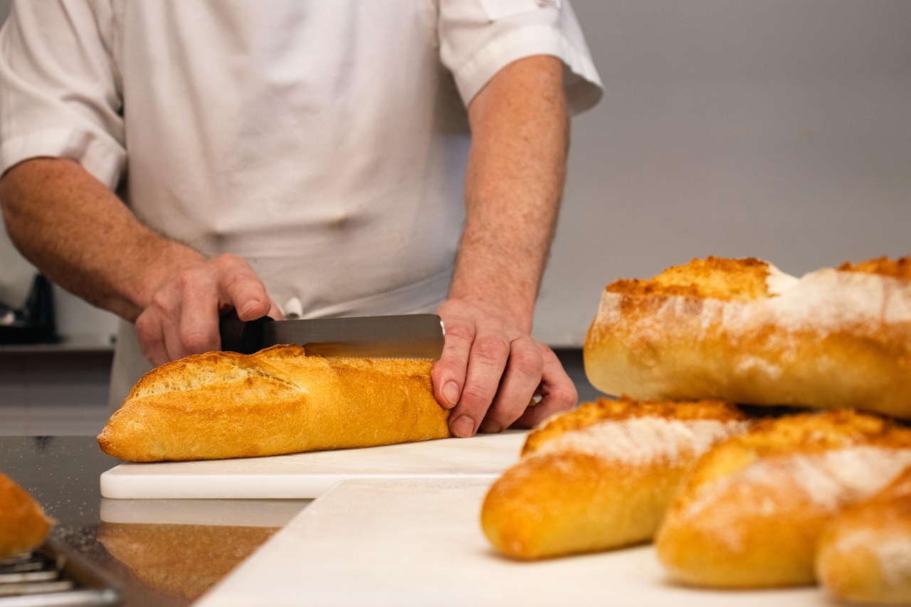 entdecken sie die welt des backens: tipps, rezepte und techniken für köstliche kuchen, brote und gebäck. perfekt für anfänger und erfahrene bäcker!